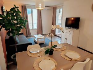 Appartements Le Lavandin - T3 Piscine & Climatisation : photos des chambres