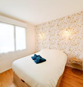 Appartements Le Coeur de Royan - PLEIN CENTRE VILLE - 150m DE LA PLAGE - COUR EXTERIEUR PRIVATIVE - IDEAL POUR COUPLE : photos des chambres