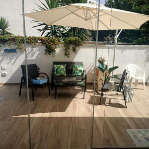 HOUSE "Il GIARDINO DI MALU'" A 150 MT DAL MARE DEL SALENTO