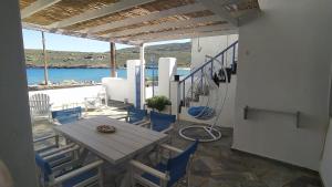 Beach House Paraporti