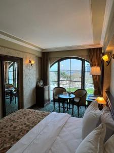 Deluxe Double Room with Bosphorus and Park View room in Germir Palas Hotel - Special Class