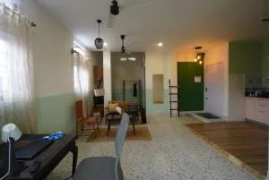 Sinha Studio Apartment - 斯里曼加尔乌帕齐拉