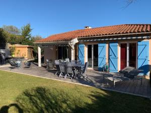 Villas French Riviera Villa : photos des chambres