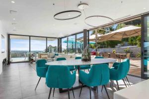 Villas Villa Dezem-Infinity pool-Near Cannes-Panorama-AC : photos des chambres