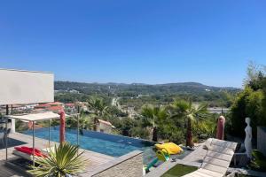 Villas Villa Dezem-Infinity pool-Near Cannes-Panorama-AC : photos des chambres