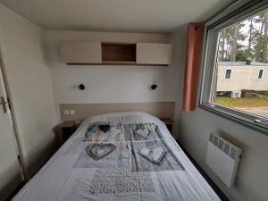 MH 353 LUMINOSA 3chambres et 2 salles de bains dans camping 4 étoiles