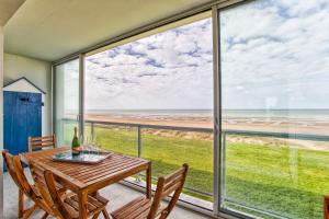 Appartements Seafront flat near Cabourg with free private parking : photos des chambres
