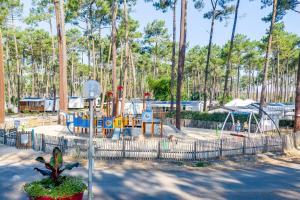 Campings Mobilhome Mag Ced les Dunes de contis Piscines et Plage : photos des chambres