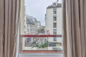 Quai des Célestins 1bdr by BYour Home