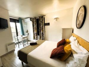 Hotels Gabrielle hotel : photos des chambres