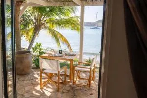 Galleon Beach 2 Bedroom Cottages - Bats Cave