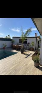Villas Villa 3 faces avec piscine : photos des chambres