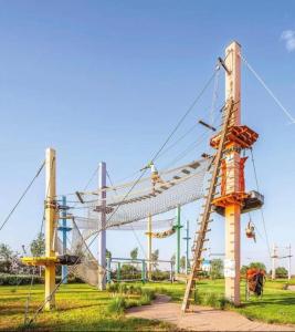 Appartement moderne et chic, avec piscine pour femmes et Parc de jeux