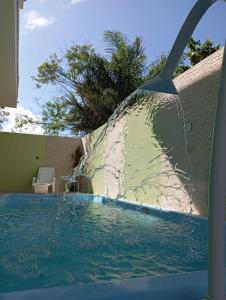 Casa confortável in Arembepe