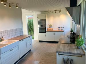 House close to city center, beach and Great Northern