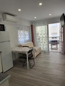 Acogedor apartamento junto al mar
