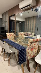 Nifarro Park Apartment