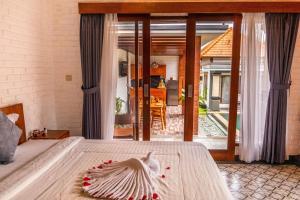 Villa Mulia - 2BR Canggu Bali