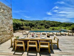 Villas Maison de campagne proche mer avec piscine : photos des chambres