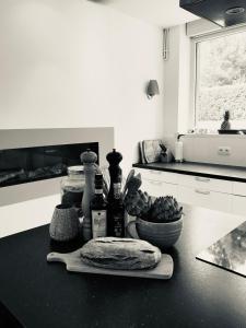 Maisons de vacances Villa heart of Evian swimming pool : photos des chambres