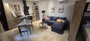 Appartements La Taupiniere : photos des chambres