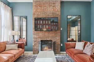 Restored Vintage Row Home Minutes from Stadiums, Casino, Museums, Downtown - Ubytování bez kategorie ve městě Pittsburgh