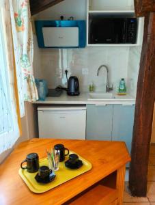 Le Coin des Artistes - Maisonnette