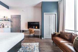 Chill Like Gregg Sunlit Southern Vibe