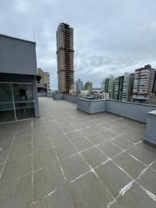 A una cuadra del mar en Meia Praia - Itapema sc