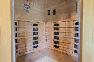 Maisons de vacances Le Chalet des Amoureux SPA Sauna : photos des chambres