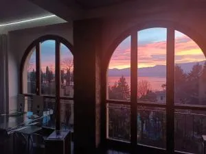 Lake View Tower - غيفّا