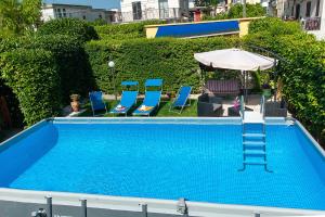 Depandance con Piscina in uso in esclusivo in B&B