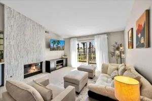 Desert Court Oasis- Views Pools and Perfection - Palm Desert