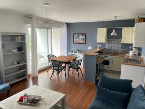 Appartements Sea view apartment, Center Audierne : photos des chambres