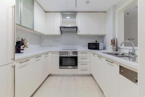 Luxury One-Bedroom Burj Khalifa