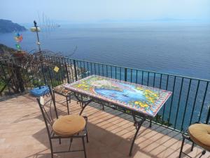 THe Guardian of amalfi