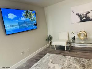 HOMERUN STAY by JetBlue Park