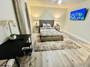 HOMERUN STAY by JetBlue Park