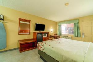 Crown Inn By OYO Denver Tx