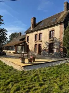 Naumad - Guest House - Tannerre-en-Puisaye