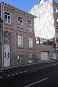 Downtown Refuge Camões