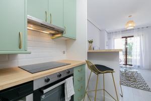 Balcón con encanto con parking by CABANA Rentals