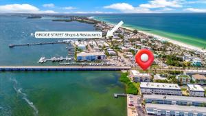 Cheerful Oasis on Anna Maria Island