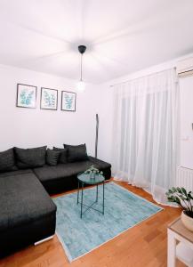 DoMa-Lu apartment-near airport and highway- free parking