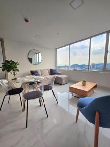 Luxury, Comfort, Parking