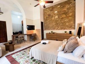 Amazing experience in Casco Viejo historical site 3