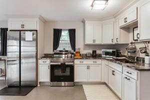 1Br 1bath - Greenway Garage w Firepit