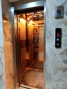 Haveli Heritage --- 200 Meters from Nizamuddin Railway Station