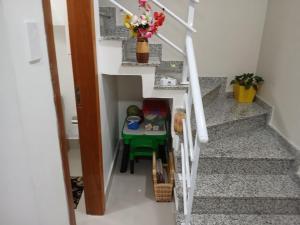 sobrado 08 com duas suítes, conf