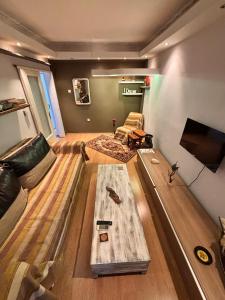 2 Rooms Nirvana Apartment